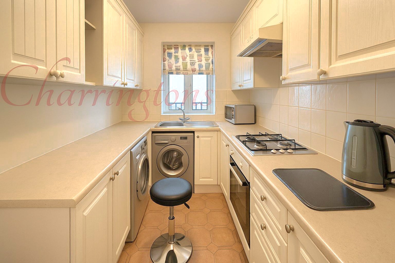 Two Bedroom Two Bathroom Apartment For Sale Tooley Street London Bridge Image 3
