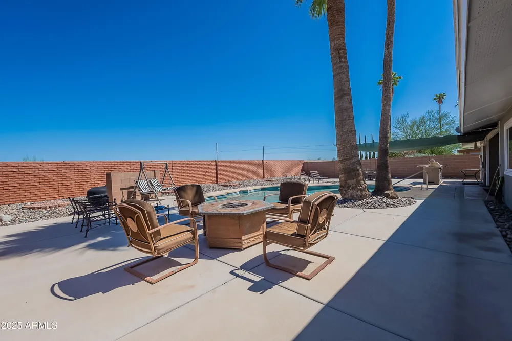 12311 W Rock Springs Dr, Sun City West, AZ 85375