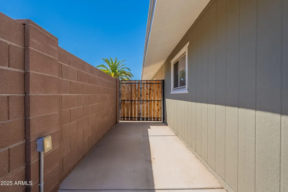 12311 W Rock Springs Dr, Sun City West, AZ 85375