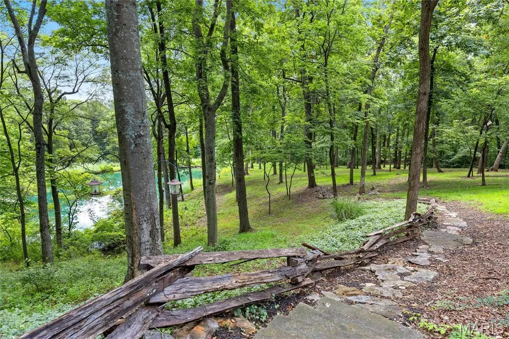 4 Upper Whitmoor Dr, Weldon Spring, MO 63304