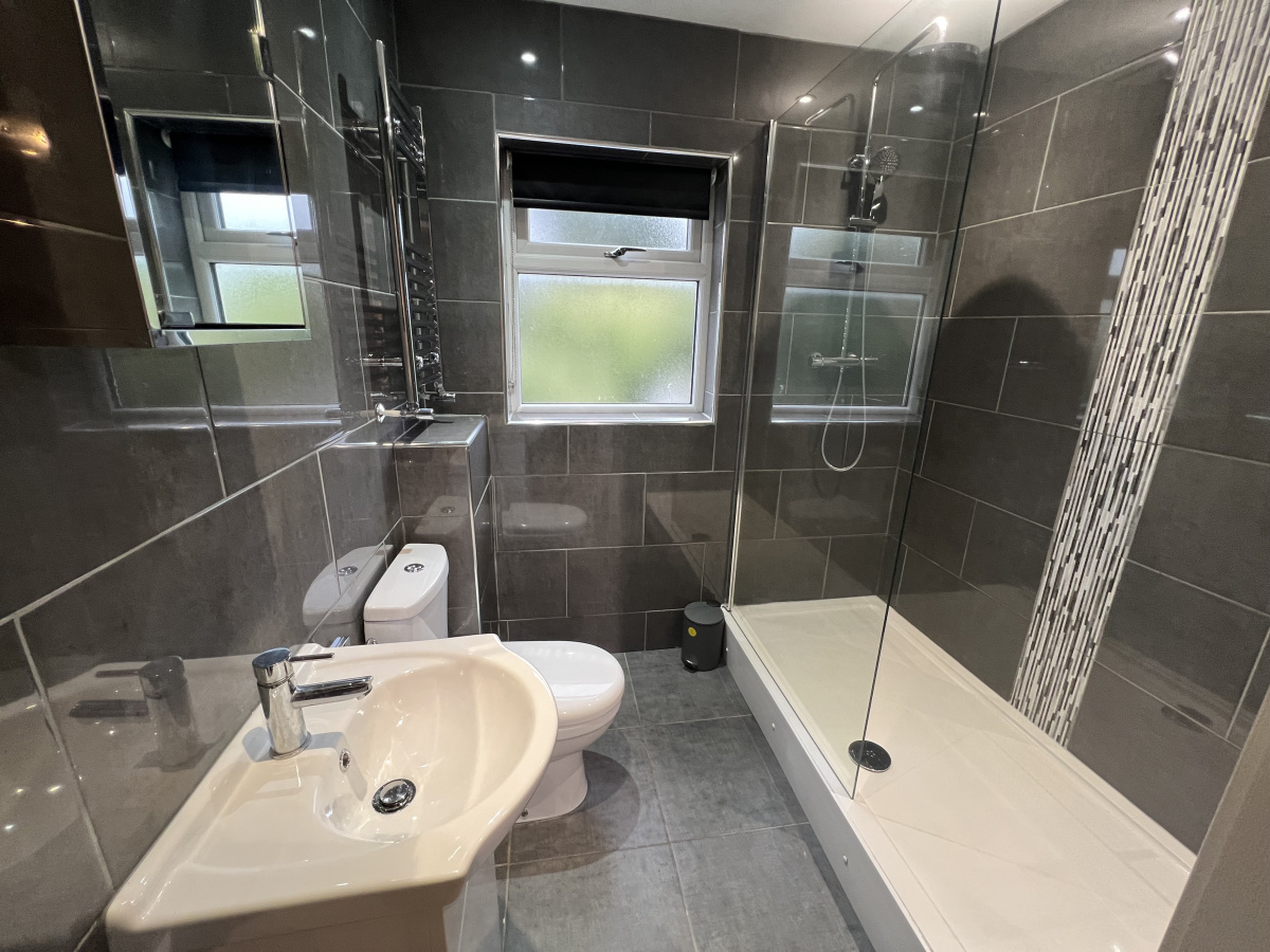 287 Dawlish Road Image 6