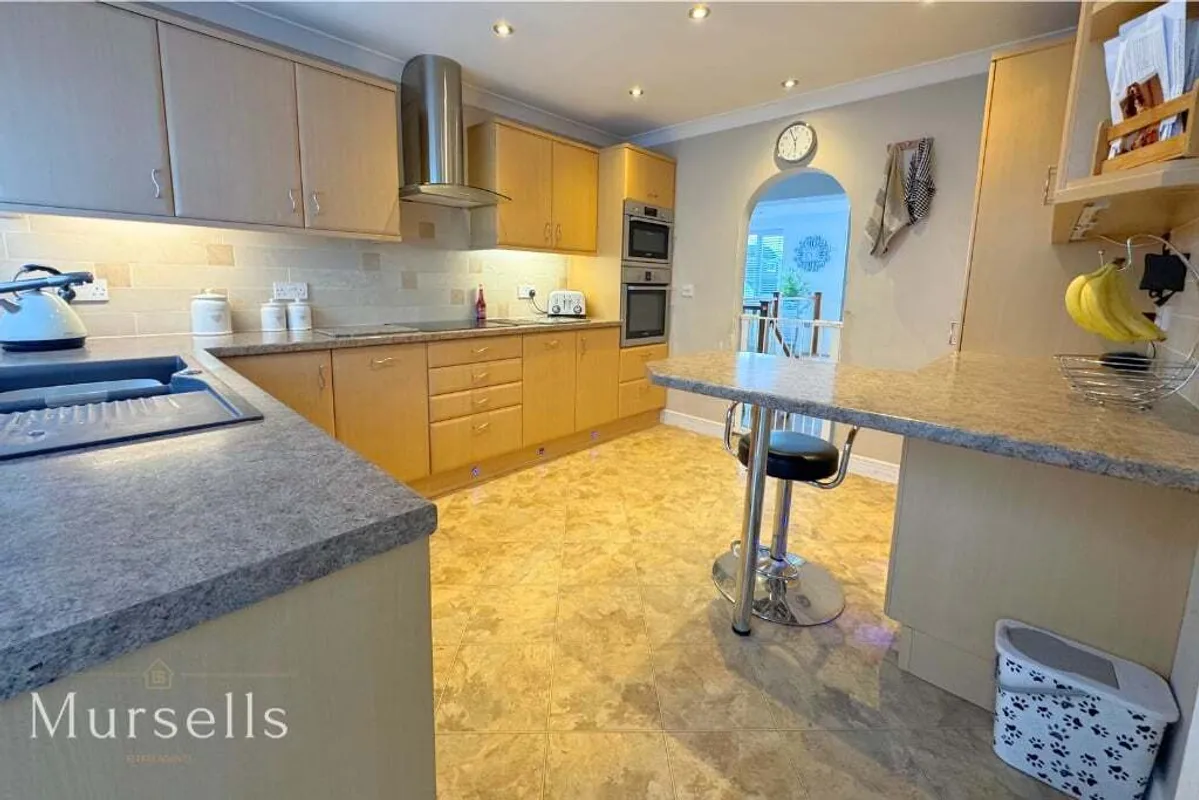 Viewside Close, Corfe Mullen, Wimborne, BH21