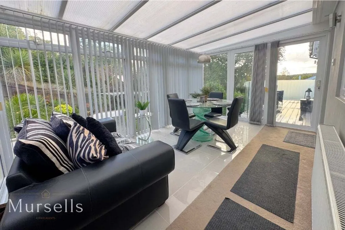Viewside Close, Corfe Mullen, Wimborne, BH21