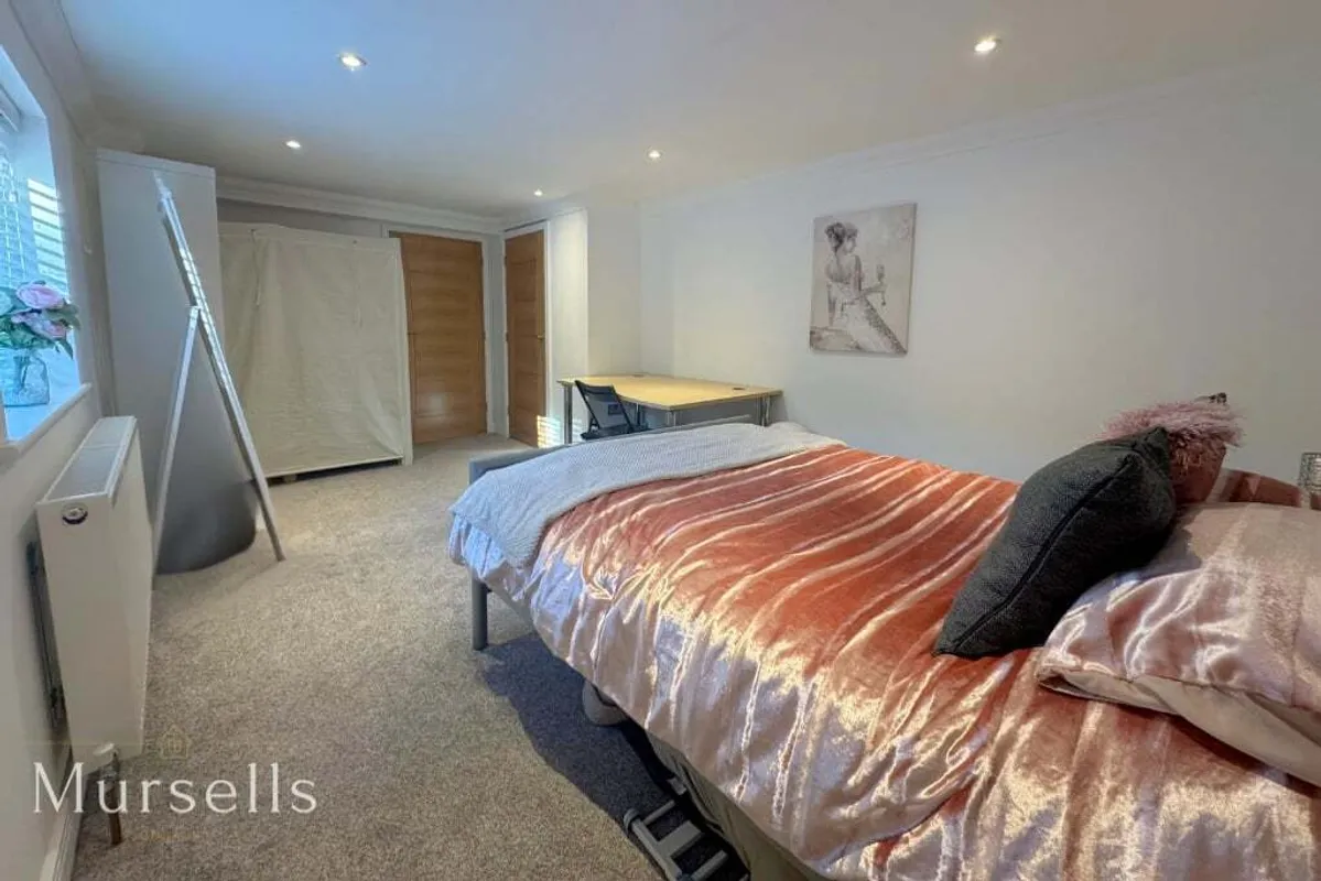 Viewside Close, Corfe Mullen, Wimborne, BH21