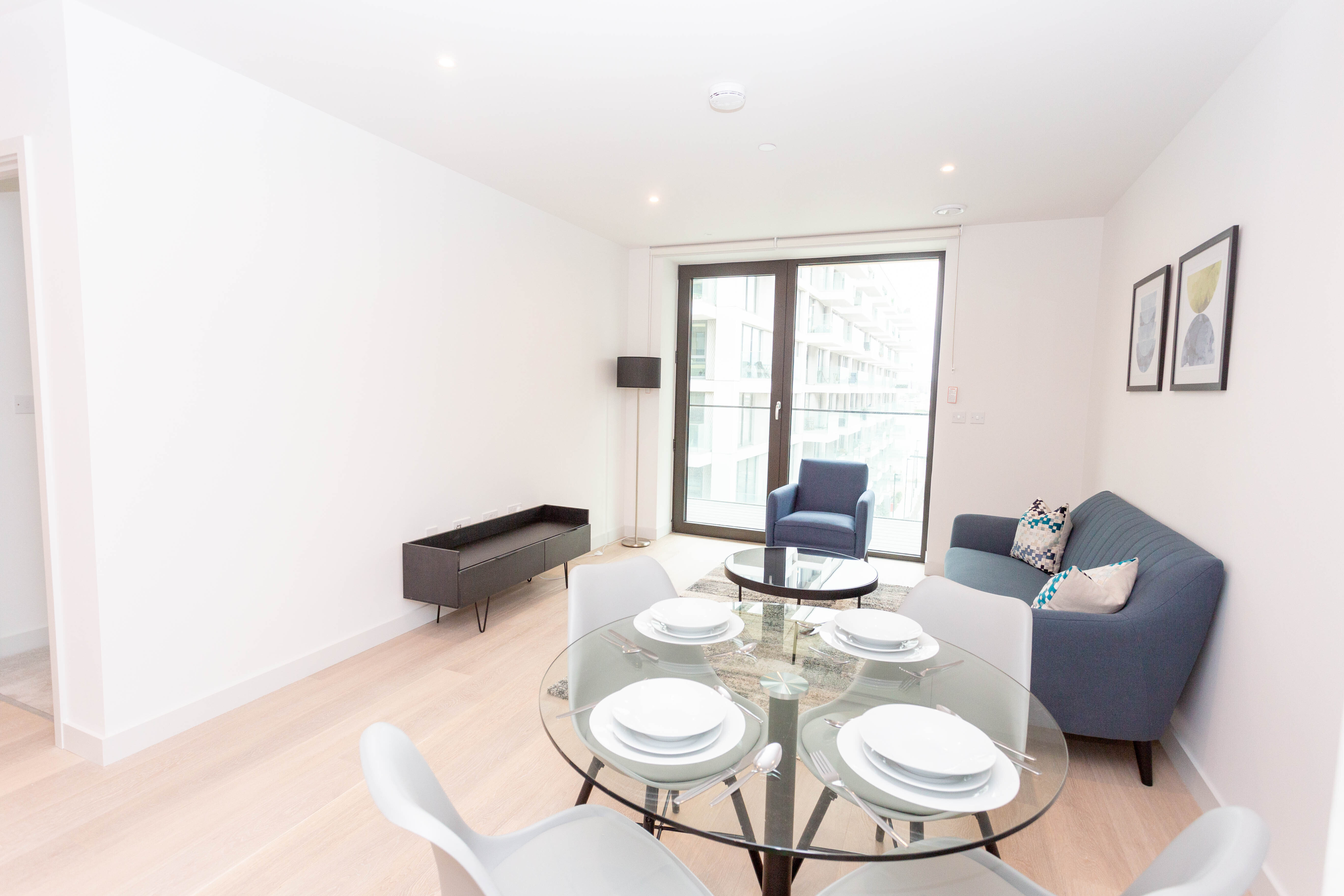40 Royal Crest Avenue, London, Greater London, E16 Image 1