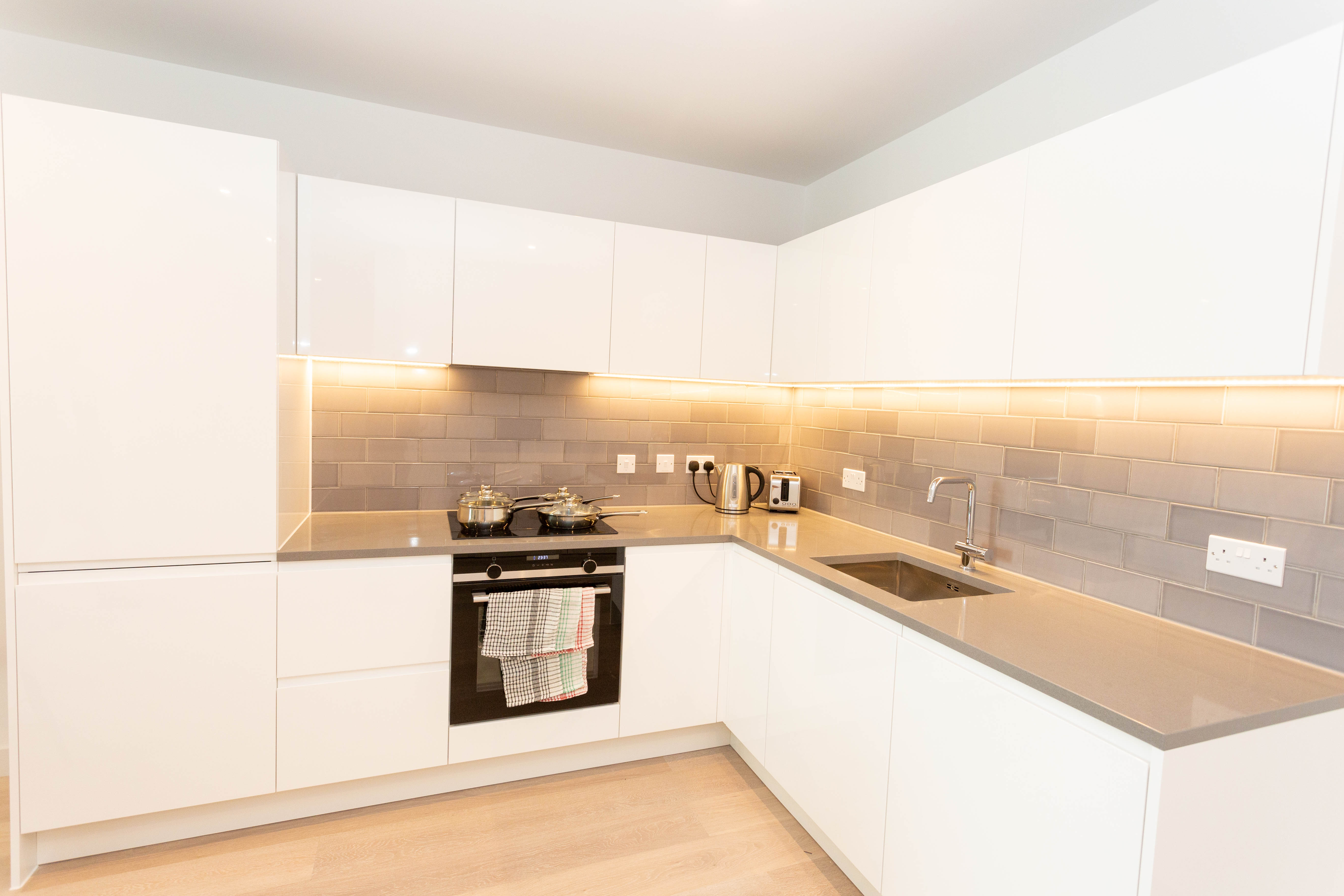 40 Royal Crest Avenue, London, Greater London, E16 Image 8