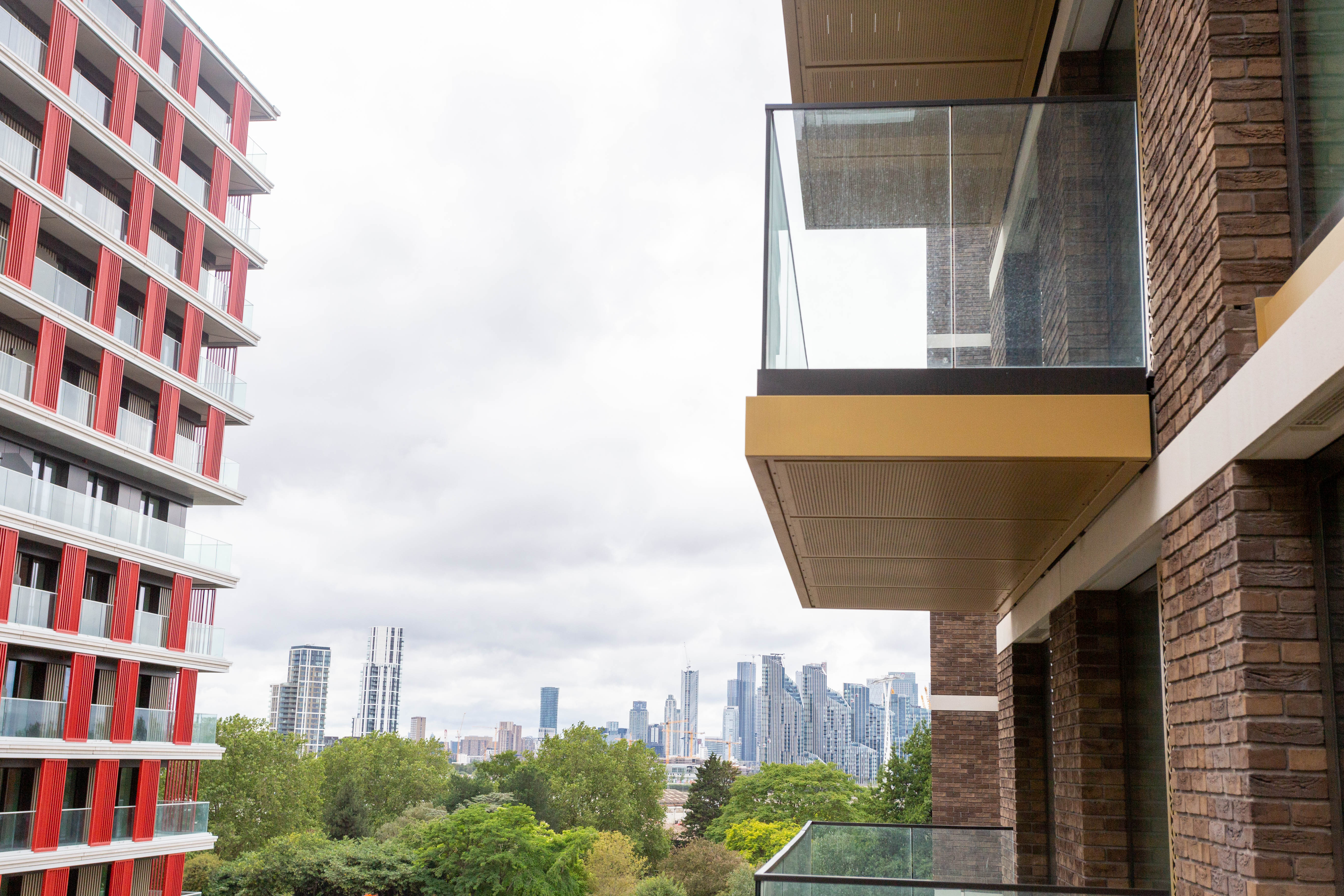 40 Royal Crest Avenue, London, Greater London, E16 Image 11