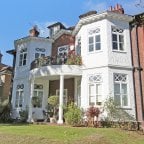 Queens Road, Richmond Hill