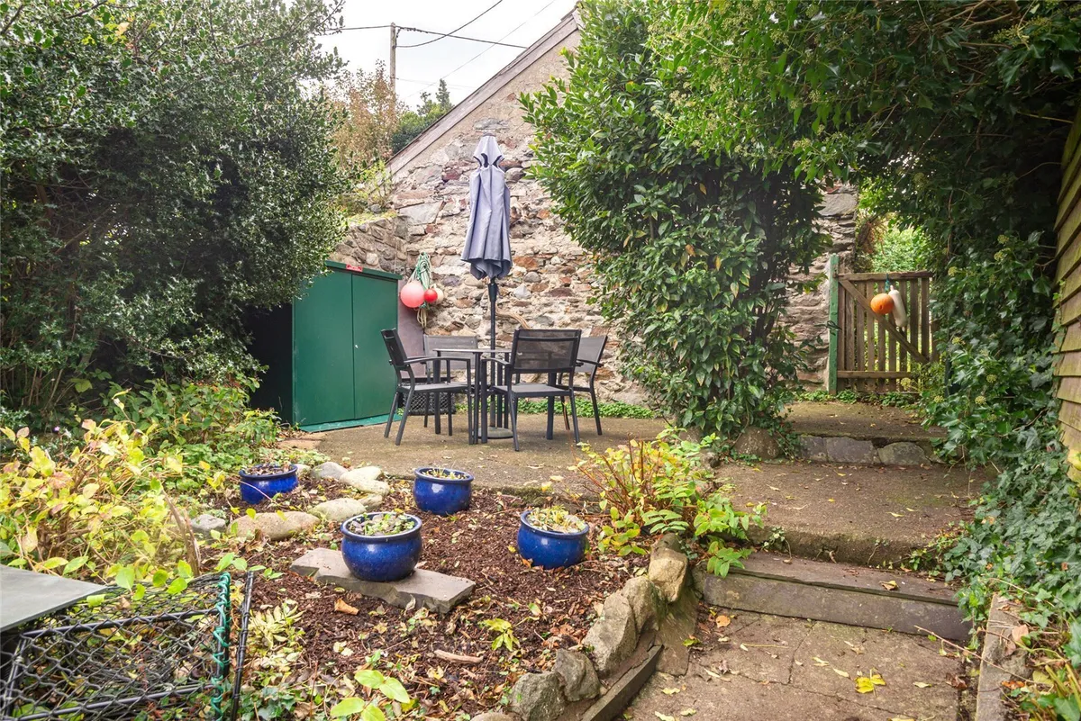 Clynnogfawr, Caernarfon, Gwynedd, LL54