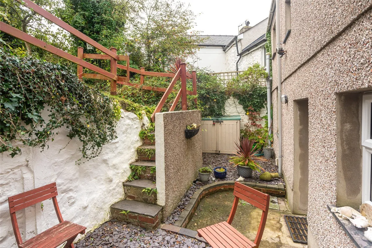 Clynnogfawr, Caernarfon, Gwynedd, LL54