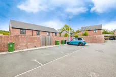 Gwern Catherine, Capel Llanilltern, Cardiff