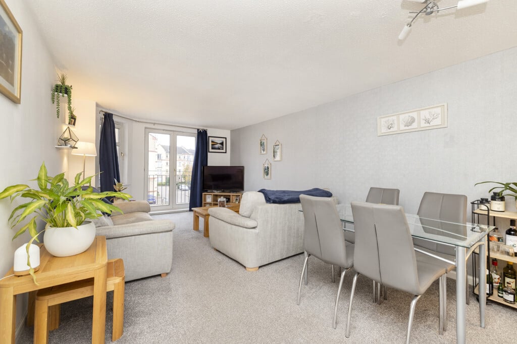 241/3 Gorgie Road, Gorgie, Edinburgh, EH11 1TU Image 2