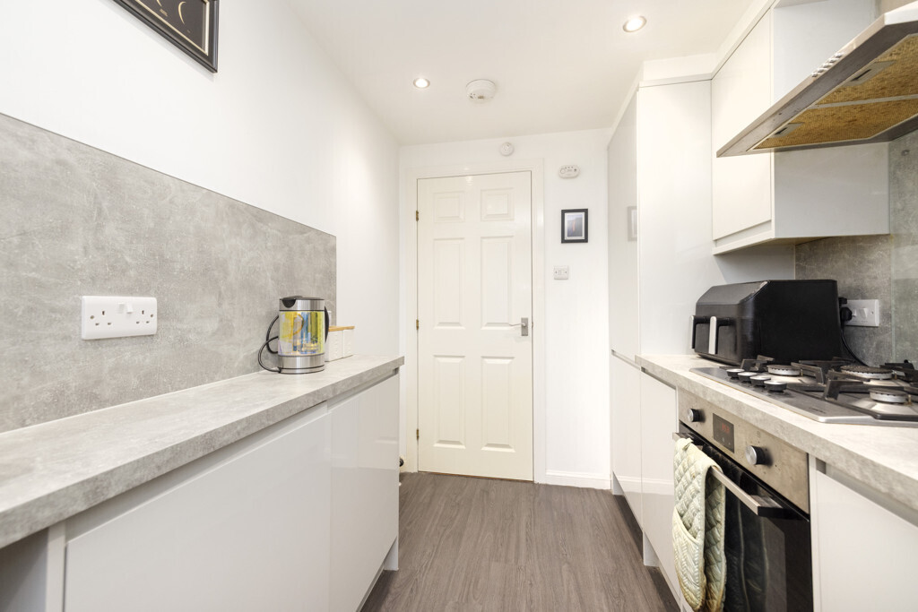 241/3 Gorgie Road, Gorgie, Edinburgh, EH11 1TU Image 6