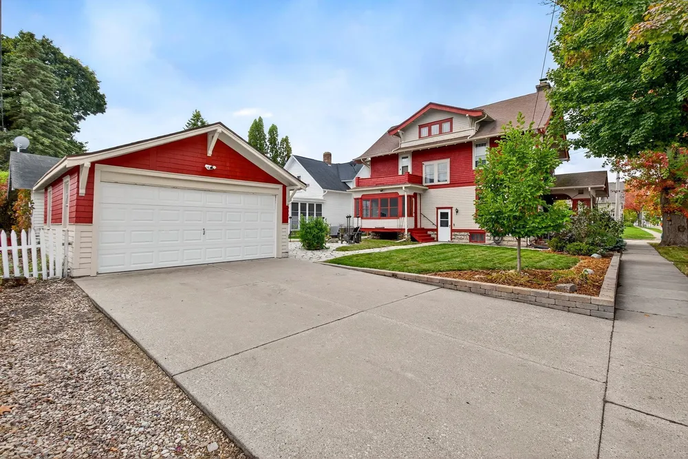 228 N Union St, Appleton, WI 54911