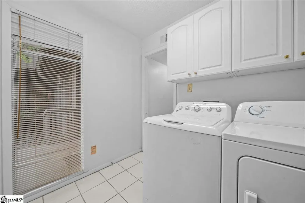 178 Ingleoak Ln, Greenville, SC 29615