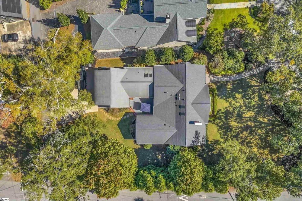 46 W Hillcrest Dr, Greenville, SC 29609