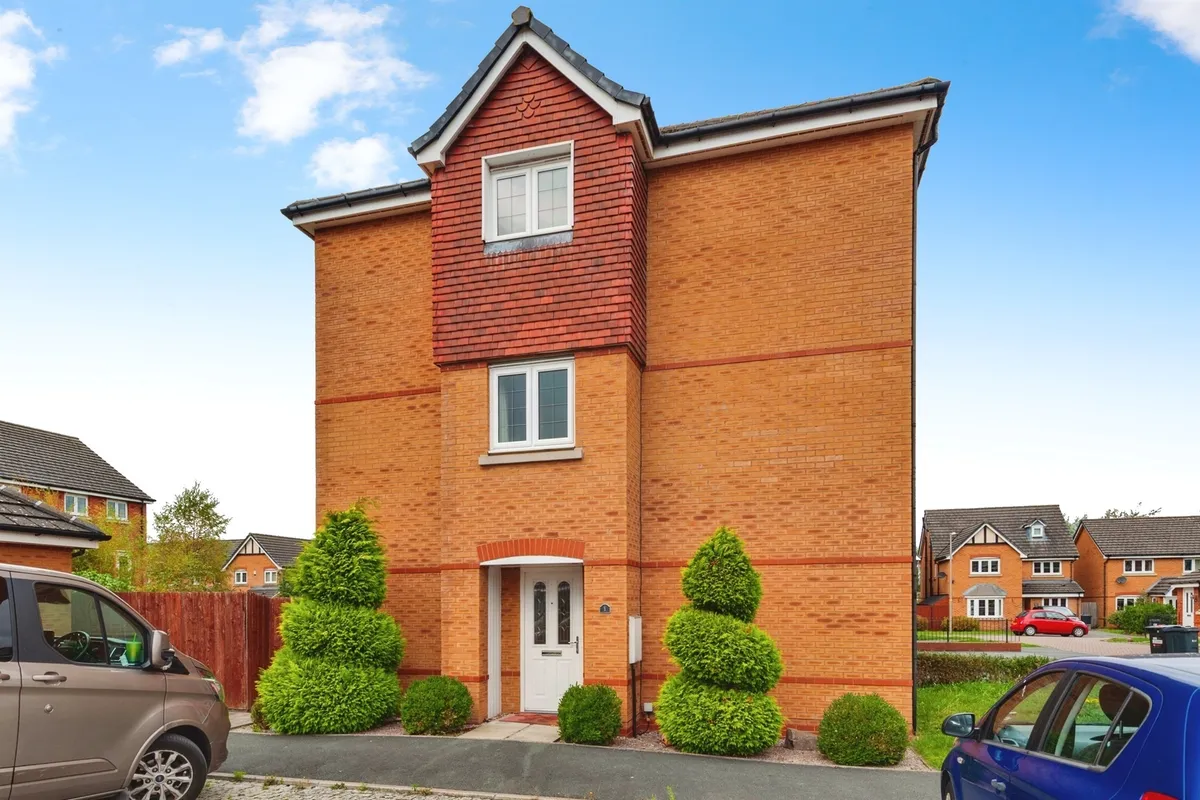 Crosland Drive, Helsby, Frodsham