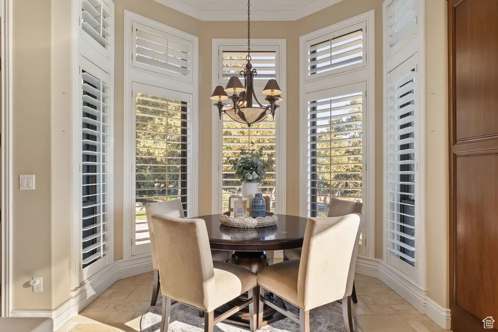 5210 Skyline Pkwy, Ogden, UT 84403