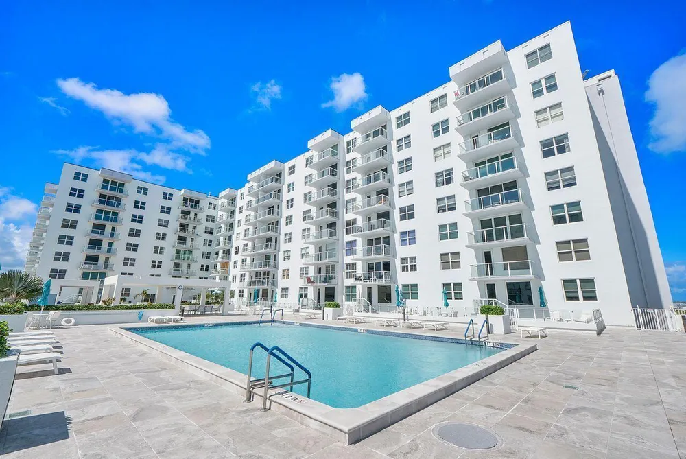 3450 S Ocean Blvd, Palm Beach, FL 33480