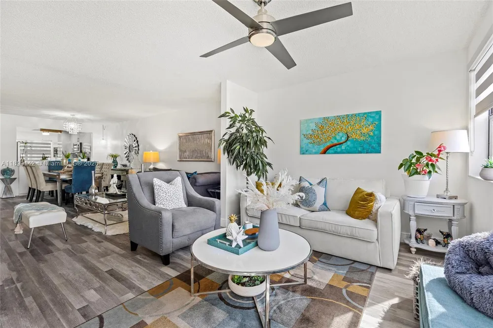 10400 NW 30th Ct, Sunrise, FL 33322