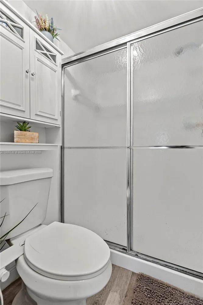 10400 NW 30th Ct, Sunrise, FL 33322