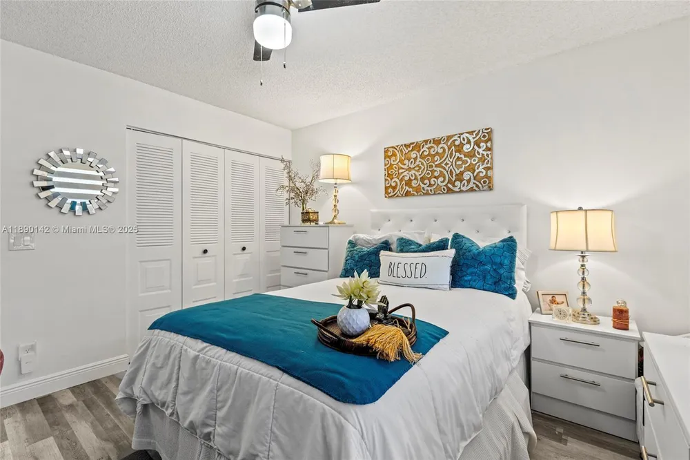 10400 NW 30th Ct, Sunrise, FL 33322