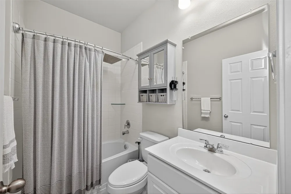 31634 Rosebud Valley Ln, Hockley, TX 77447