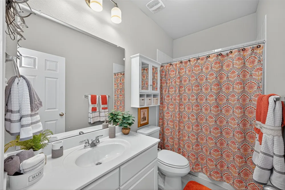 31634 Rosebud Valley Ln, Hockley, TX 77447
