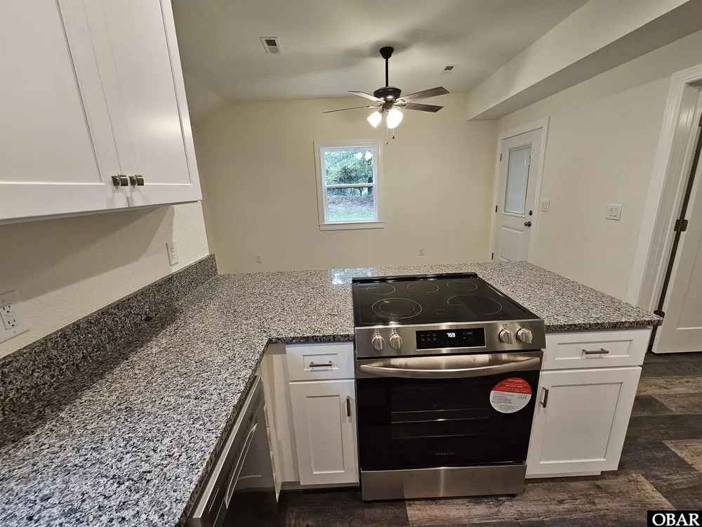 438 Colington Dr, Kill Devil Hills, NC 27948