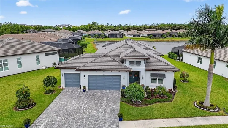3671 Sapphire Cove Cir, Naples, FL 34114