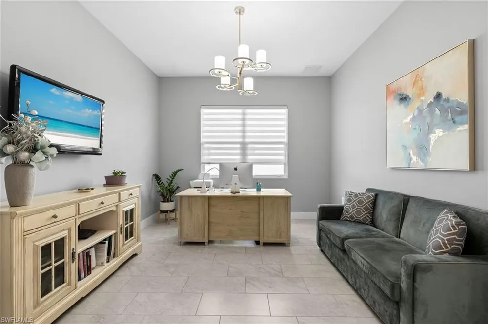 3671 Sapphire Cove Cir, Naples, FL 34114