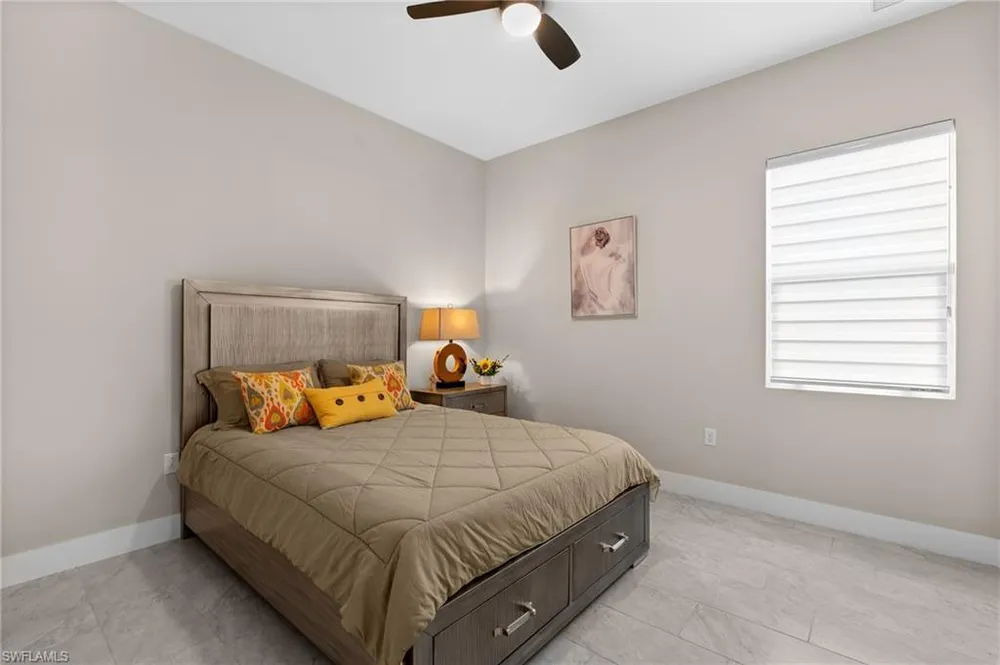 3671 Sapphire Cove Cir, Naples, FL 34114