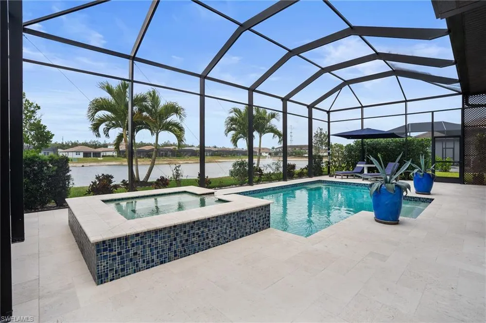 3671 Sapphire Cove Cir, Naples, FL 34114