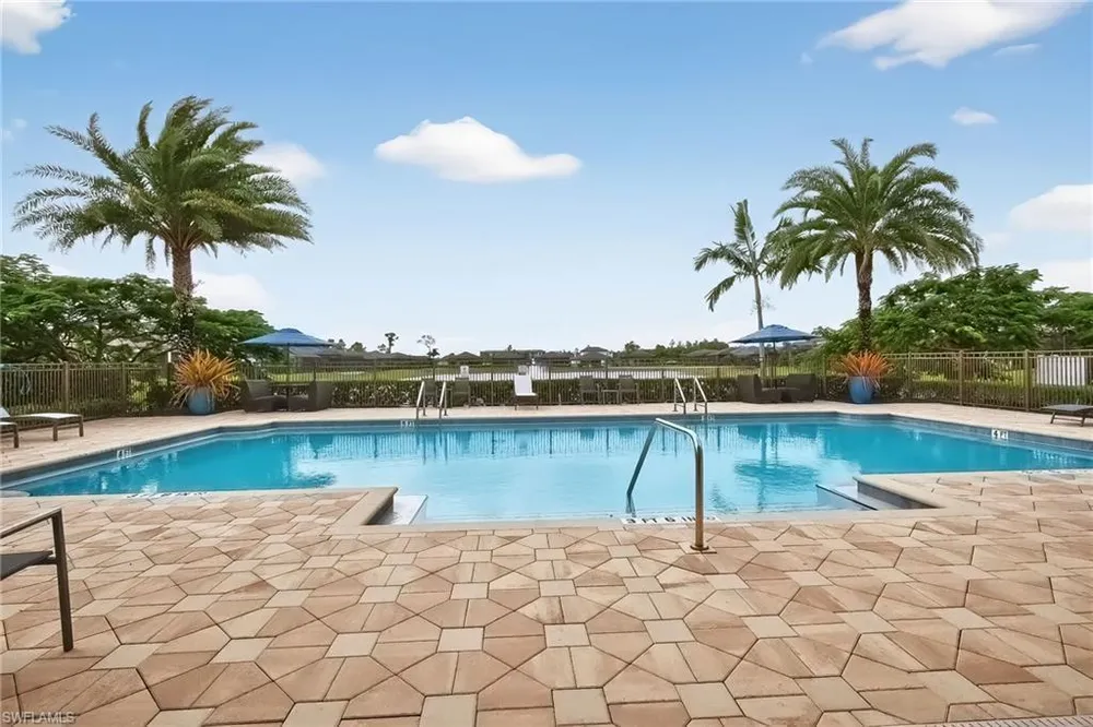 3671 Sapphire Cove Cir, Naples, FL 34114