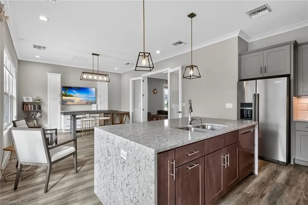 3671 Sapphire Cove Cir, Naples, FL 34114