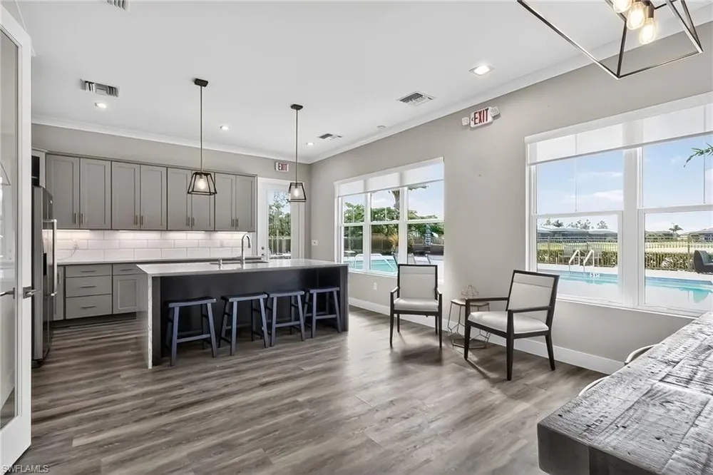 3671 Sapphire Cove Cir, Naples, FL 34114
