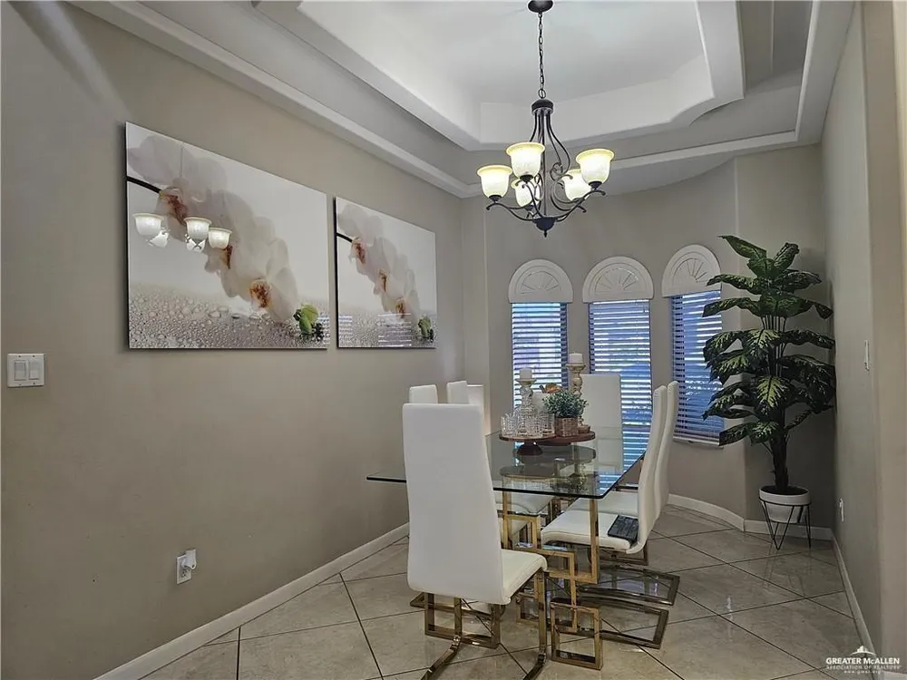 2320 Radiant Ln, Edinburg, TX 78542