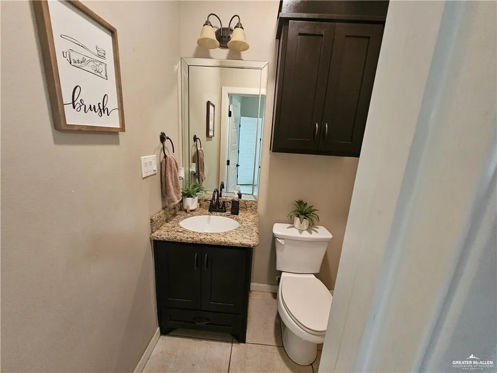 2320 Radiant Ln, Edinburg, TX 78542
