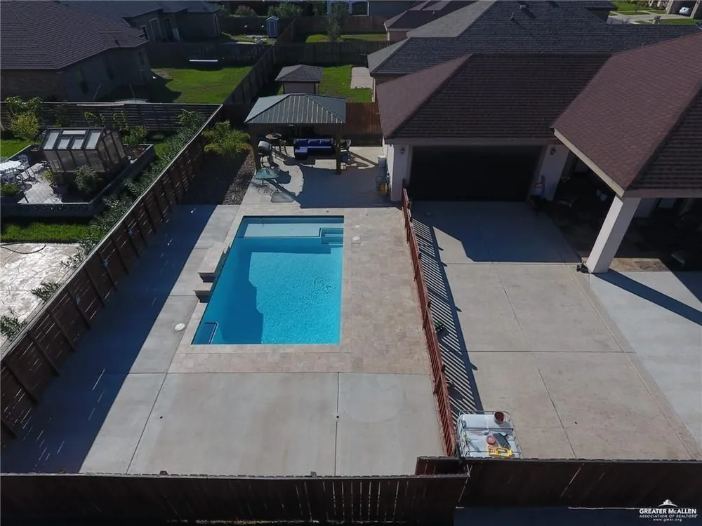 2320 Radiant Ln, Edinburg, TX 78542