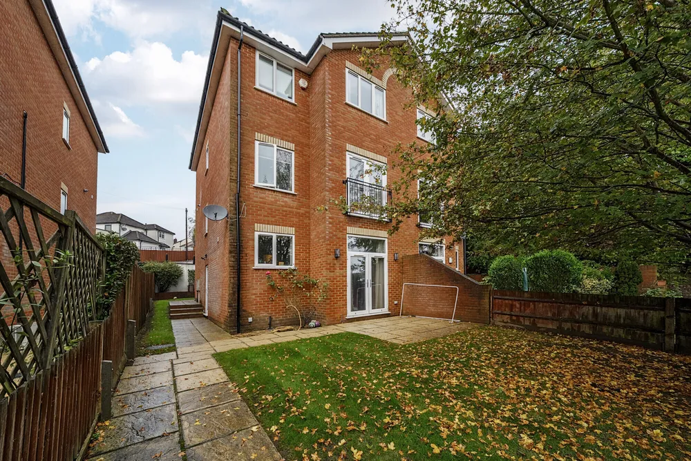 Hazelbank, Rickmansworth, WD3