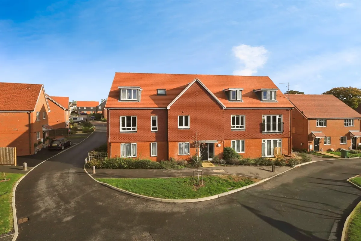 Sail Street, Hailsham
