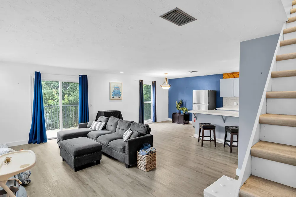 111 Stirrup Key Woods Rd, Marathon, FL 33050