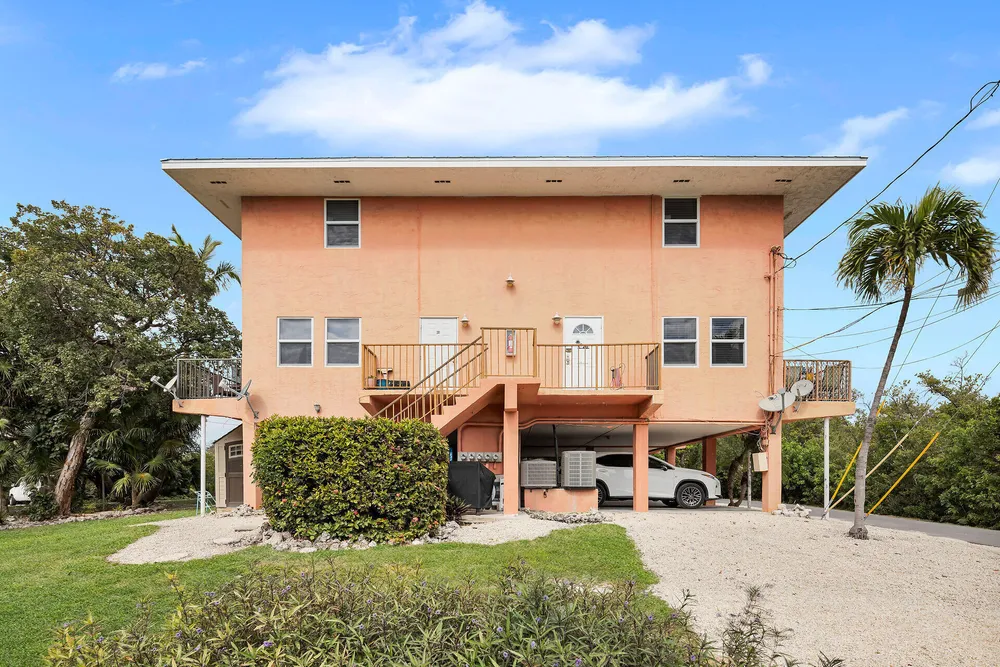 111 Stirrup Key Woods Rd, Marathon, FL 33050