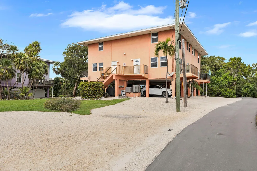111 Stirrup Key Woods Rd, Marathon, FL 33050