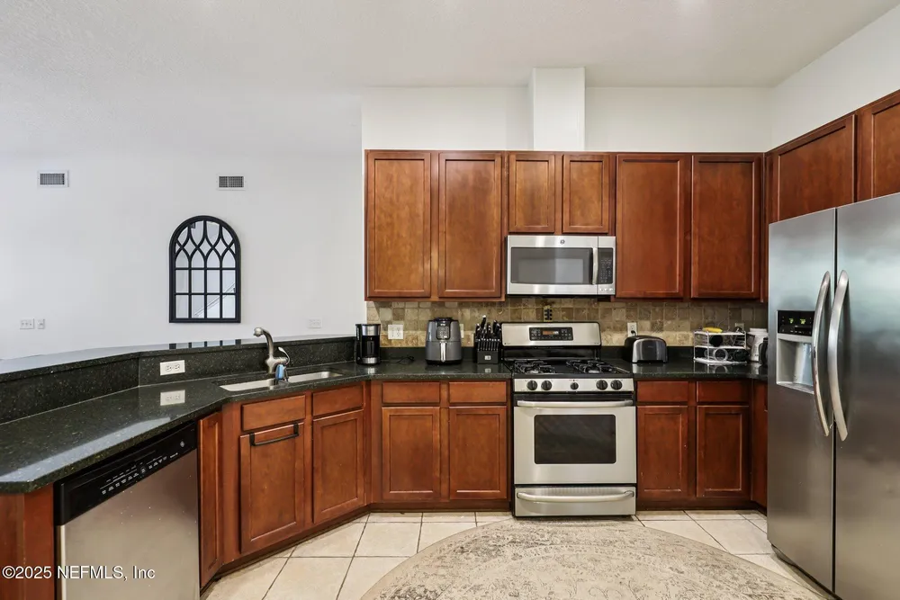 333 Stokes Creek Dr, St Augustine, FL 32095