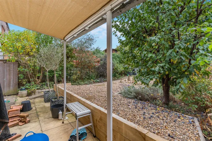 Property carousel image 7