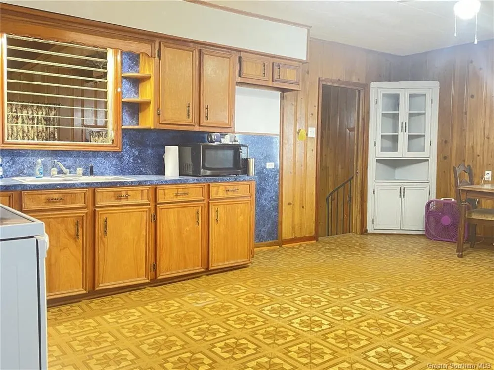 226 Bryan St, Sulphur, LA 70663