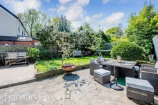 Horsham Road, Mid Holmwood, DORKING