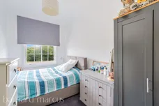 Horsham Road, Mid Holmwood, DORKING