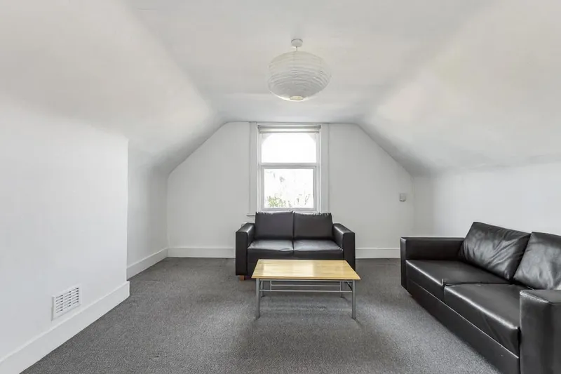 St. Pauls Avenue, London NW2